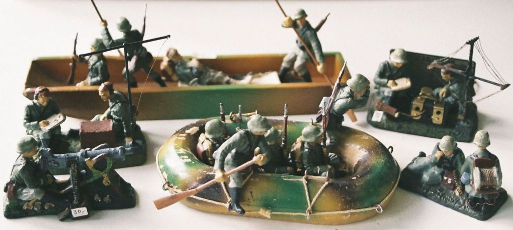 36_Militaer-Figuren_FM.jpg