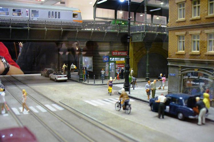 dio_Eisenbahnbruecke_669_b.JPG