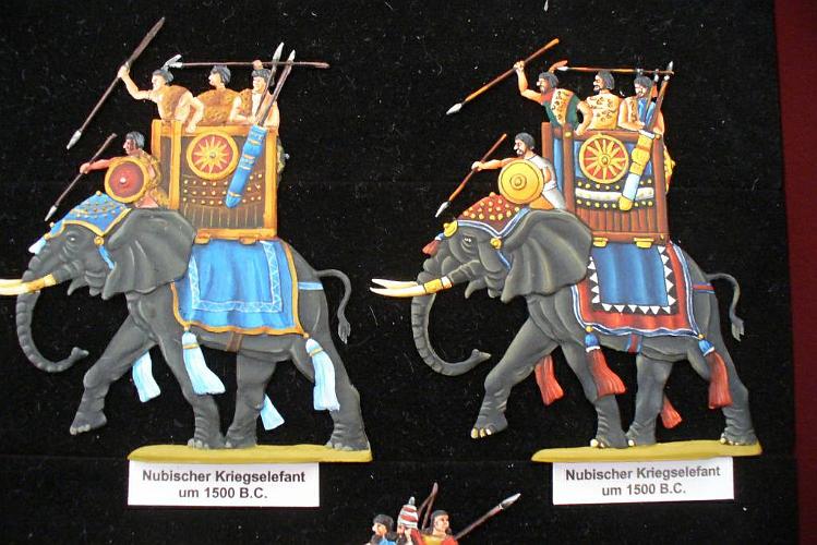 zfig_Kriegselefanten_382_b.JPG