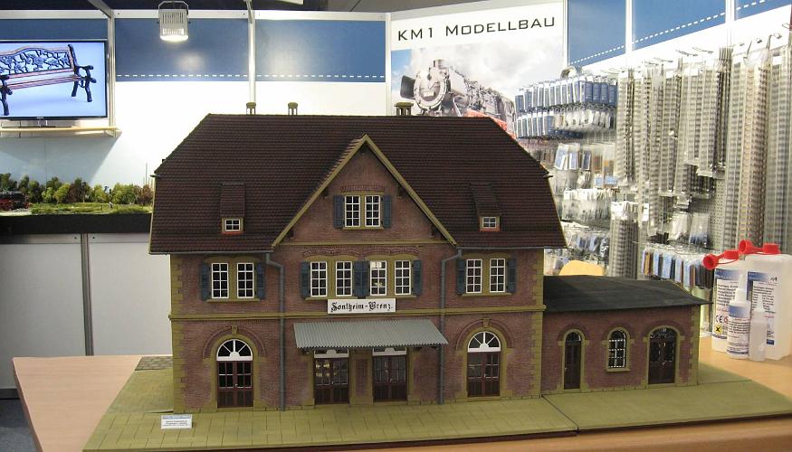 Mod_Bahnhof_120.jpg