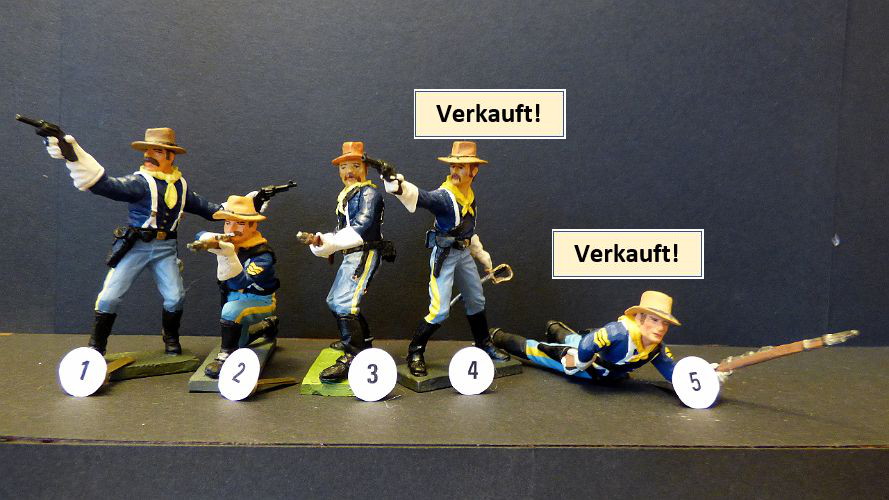 Bur_002_Fusser.JPG - Jede Figur 10 Euro