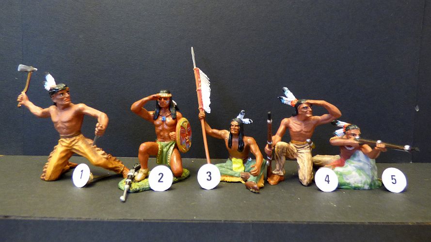 Ind_006_Fusser.JPG - Jede Figur 10 Euro