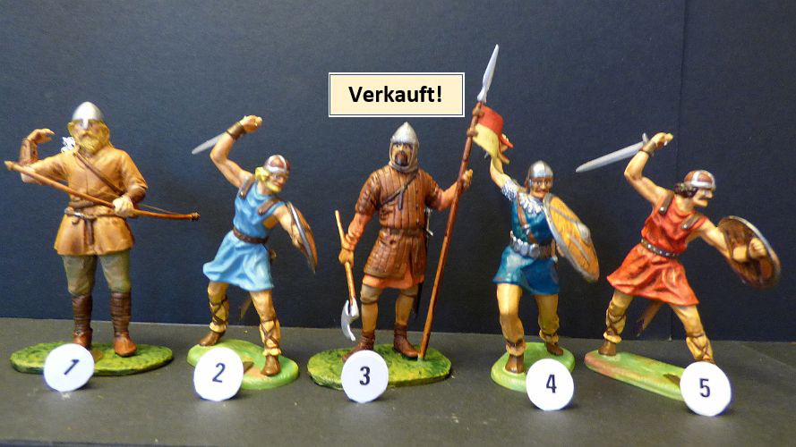 Nor_003_Fusser.JPG - Jede Figur 10 Euro