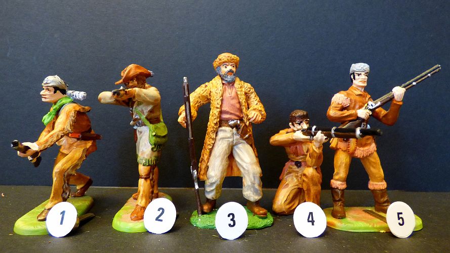 Tra_005_Fusser.JPG - Jede Figur 10 Euro