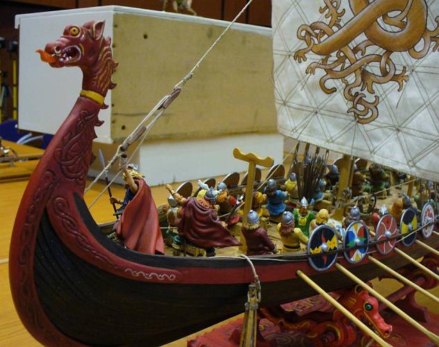 Dio-Wikingerboot_640_b.JPG