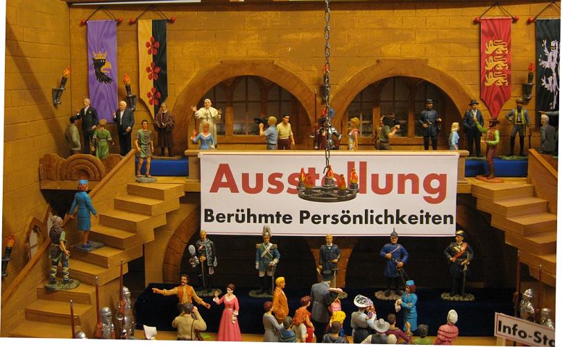 Figurenland_Ausstellung_im_Rittersaal_1328.JPG
